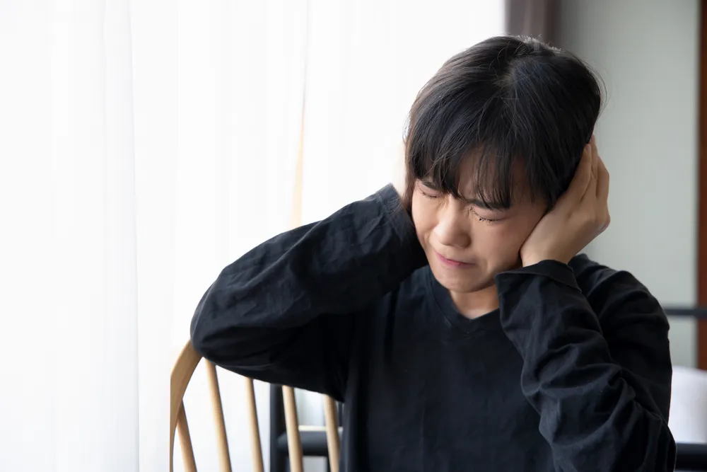 耳管開放症の主な症状