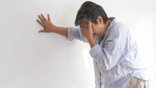 更年期の「ふらつき・めまい」…耳？ホルモン？ストレス？原因と対策をやさしく解説