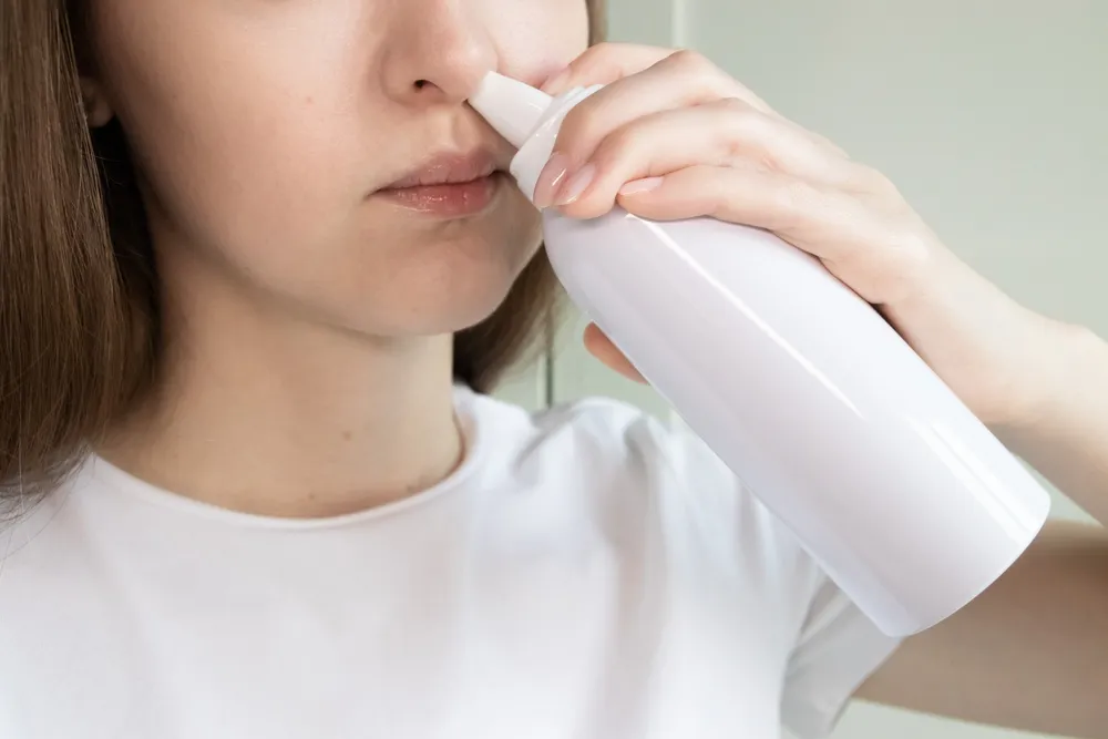 就寝前の鼻うがい(生理食塩水)