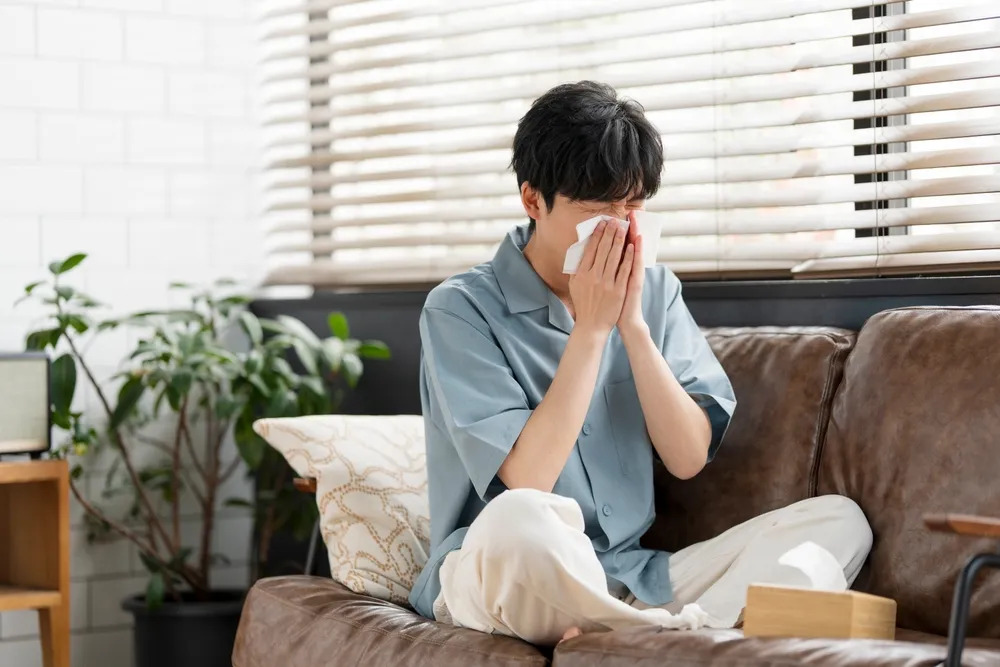 点鼻薬を頻繁に使用している方の中には、以下のような症状に悩まされることがあります。