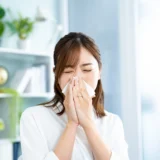 花粉症はどこまで体質改善できる？舌下免疫療法の“今”をわかりやすく解説